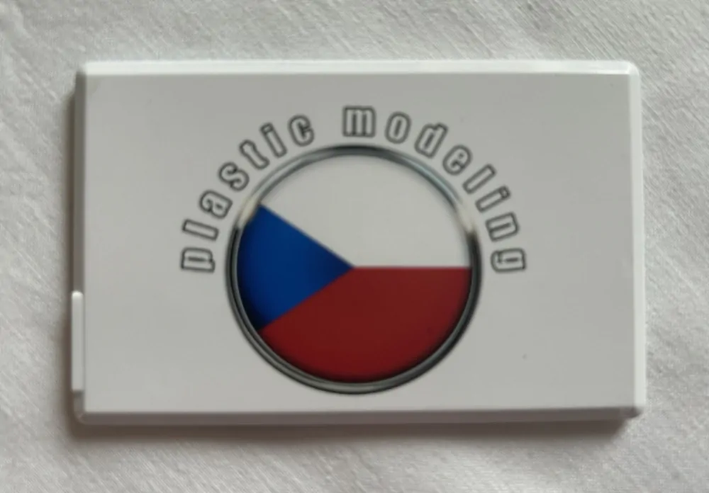 Elektronická vizitka jako USB flash 4GB (výsuvný čip)